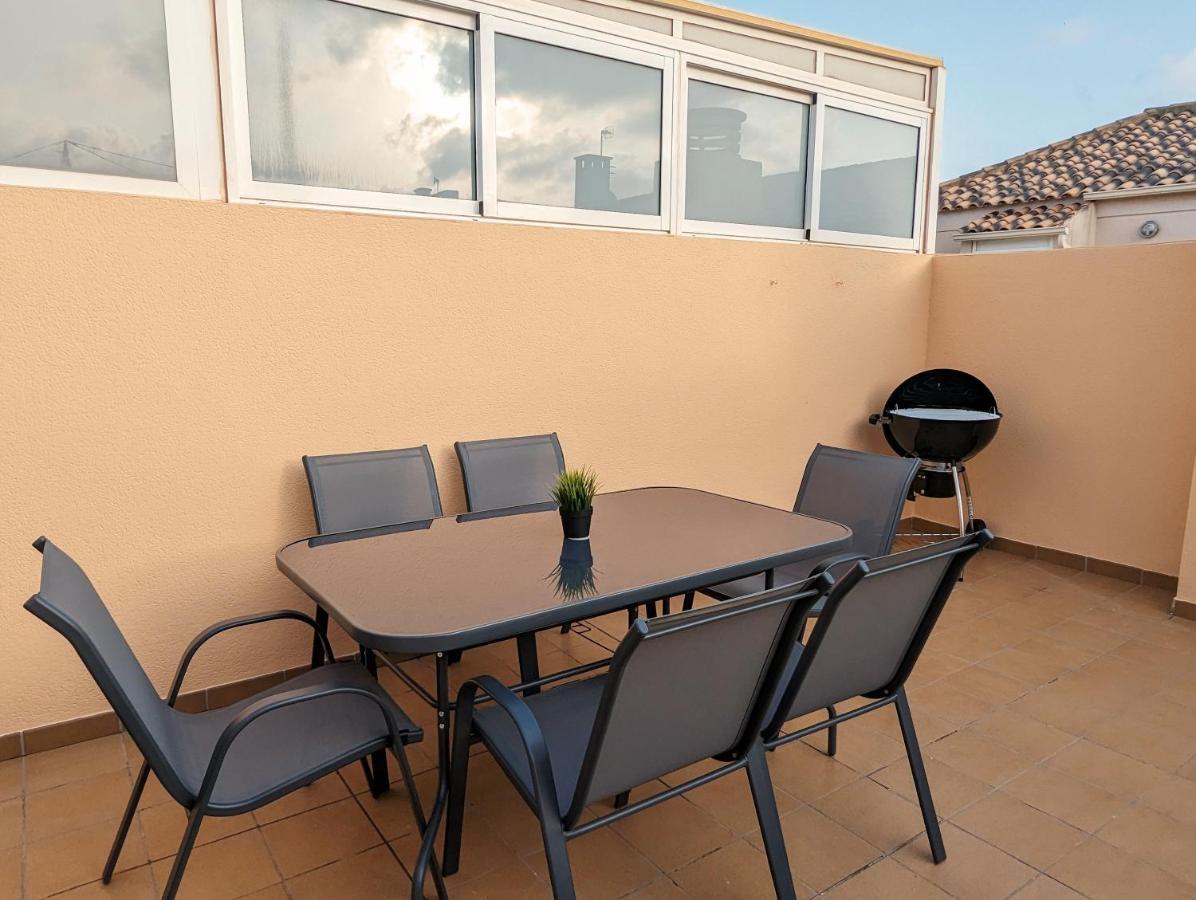 Palmeras - Con Terraza, Barbacoa, Aire Acondicionado Y A 250m De La Playa! * Los Alcazares